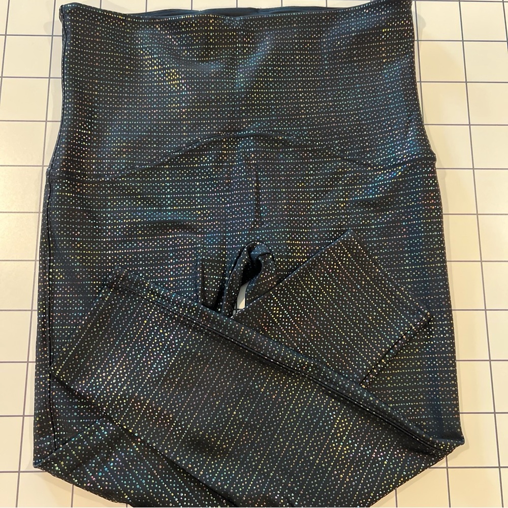 Spanx 7/8 Leggings Size XL Metallic Mist Black NWOT